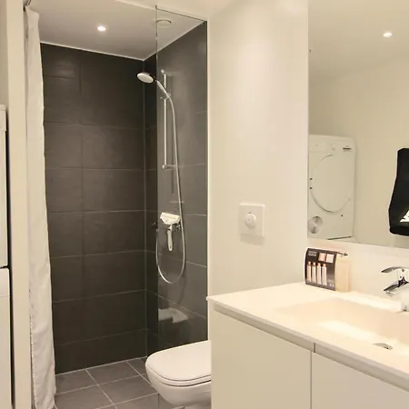 Modern 2-bed Wbalcony In Orestaden Appartement *