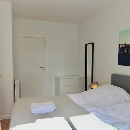 Апартаменты Modern 2-bed Wbalcony In Orestaden *